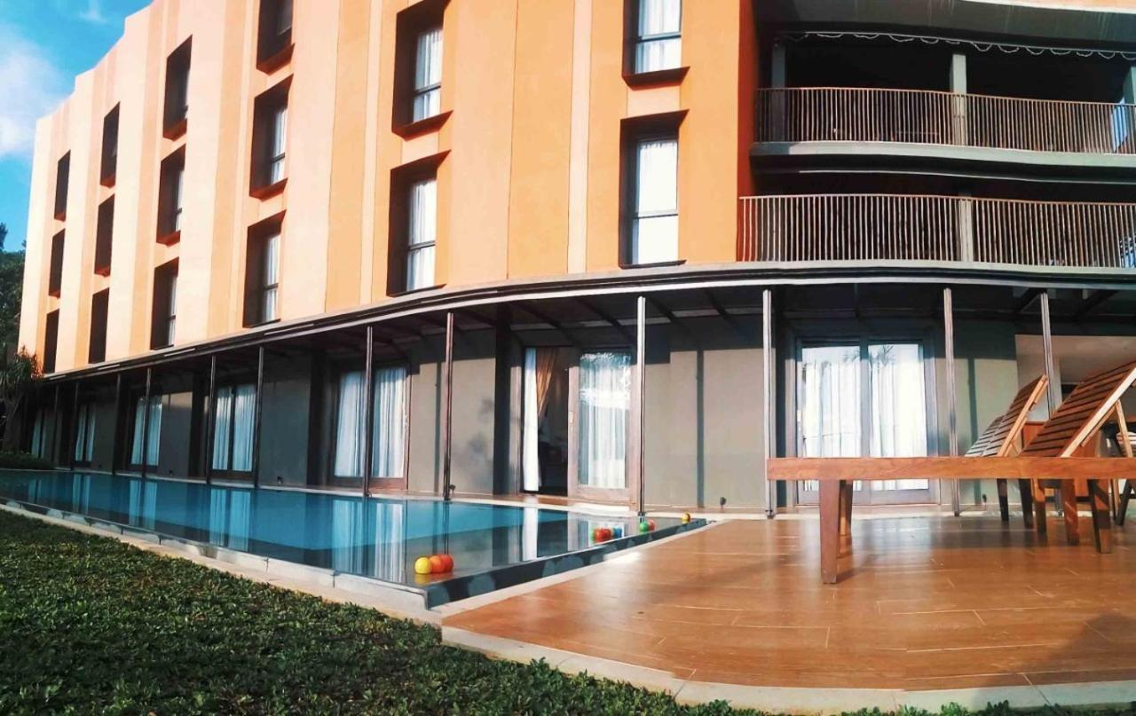 Hotel Grand Metro Puncak Cibodas Exterior foto